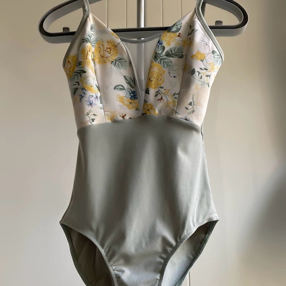 Multiple Leotards size s